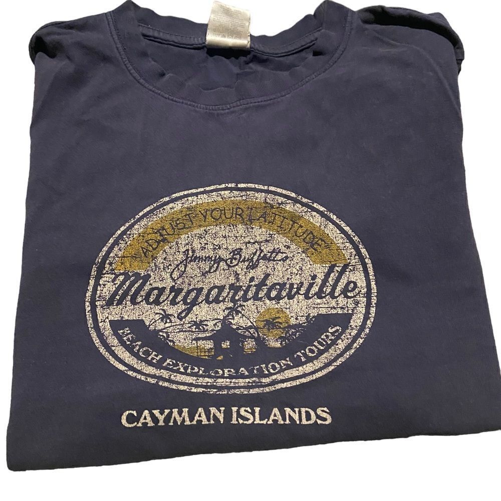 Jimmy Buffet Margaritaville Cayman Island’s size small excellent condition